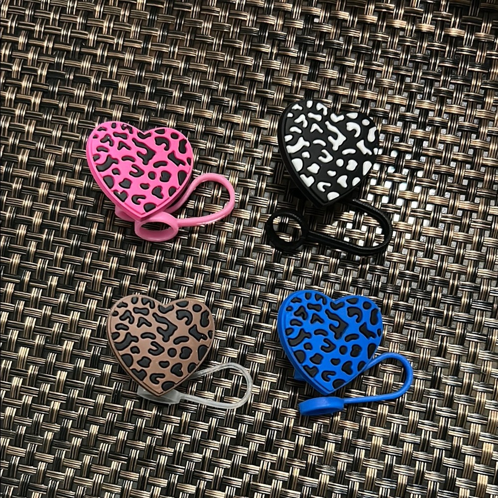 Heart-Shaped Leopard Print Bag Clips